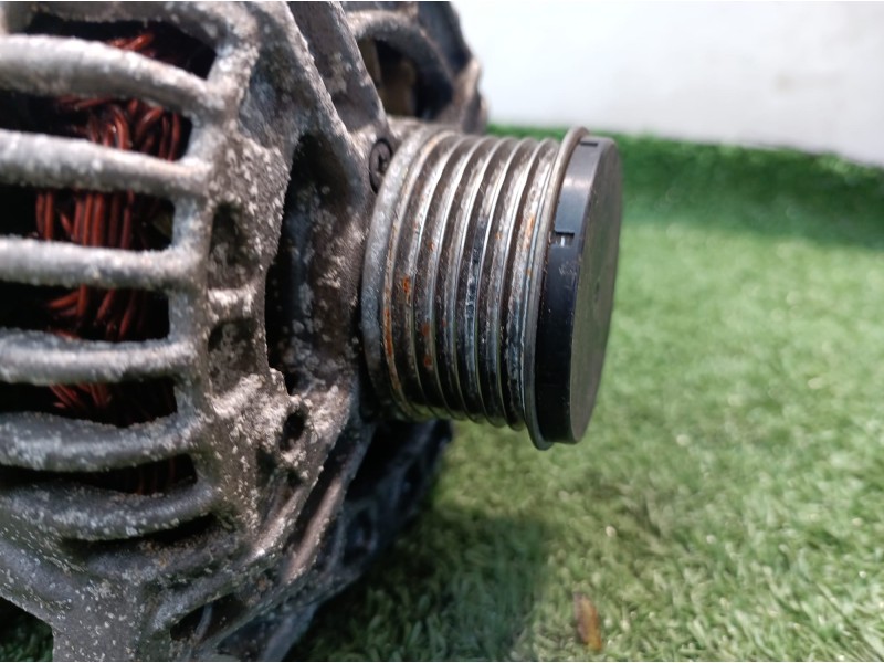 Recambio de alternador para peugeot 307 (s1) 2.0 hdi cat referencia OEM IAM 964632180 964632180 0124525035