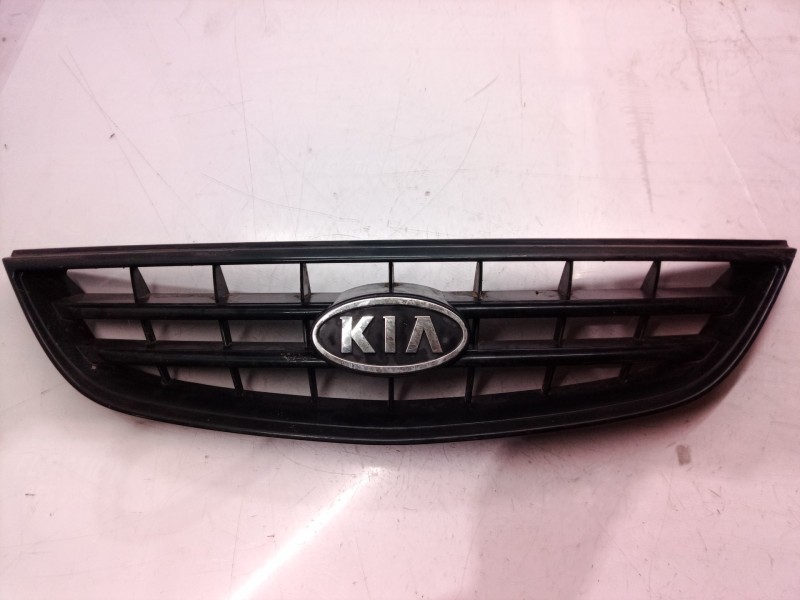 Recambio de rejilla delantera para kia carens referencia OEM IAM   