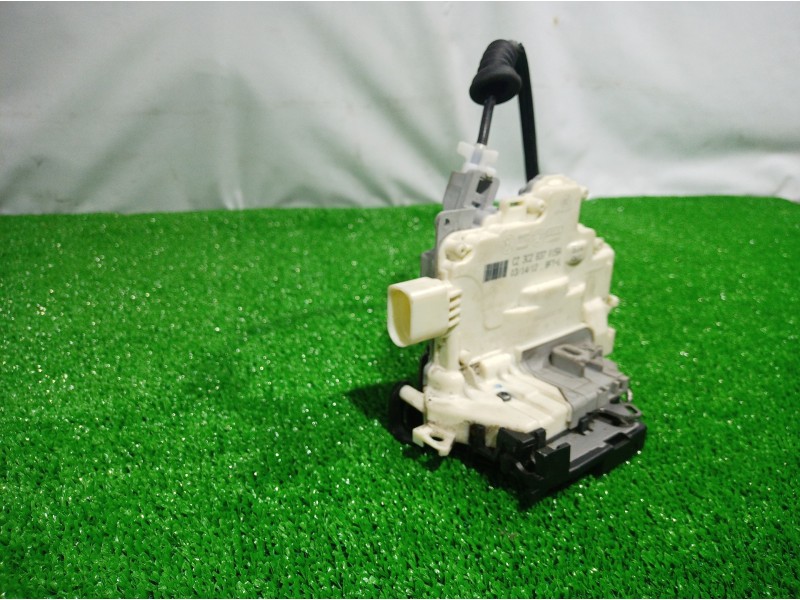 Recambio de cerradura puerta delantera izquierda para volkswagen passat lim. (362) exclusive bluemotion referencia OEM IAM CZ3C2