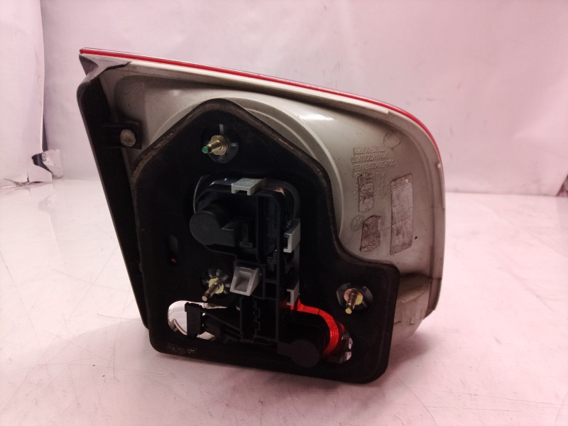 Recambio de piloto trasero derecho interior para volkswagen touareg (7la) tdi v6 referencia OEM IAM   