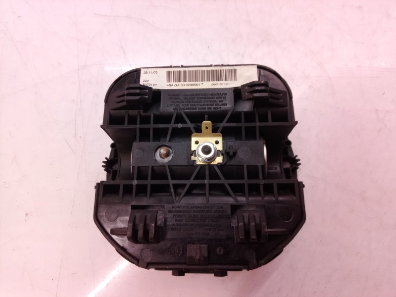 Recambio de airbag volante para citroën c4 berlina exclusive referencia OEM IAM   