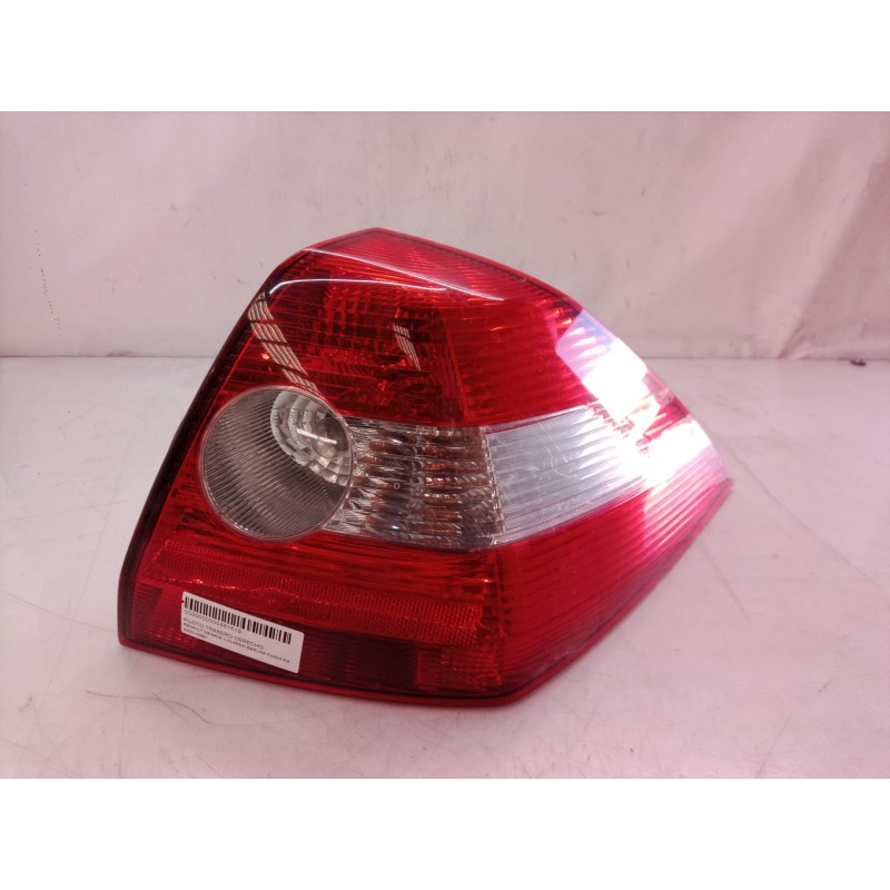 Recambio de piloto trasero derecho para renault megane ii classic berlina confort authentique referencia OEM IAM 8200142681  