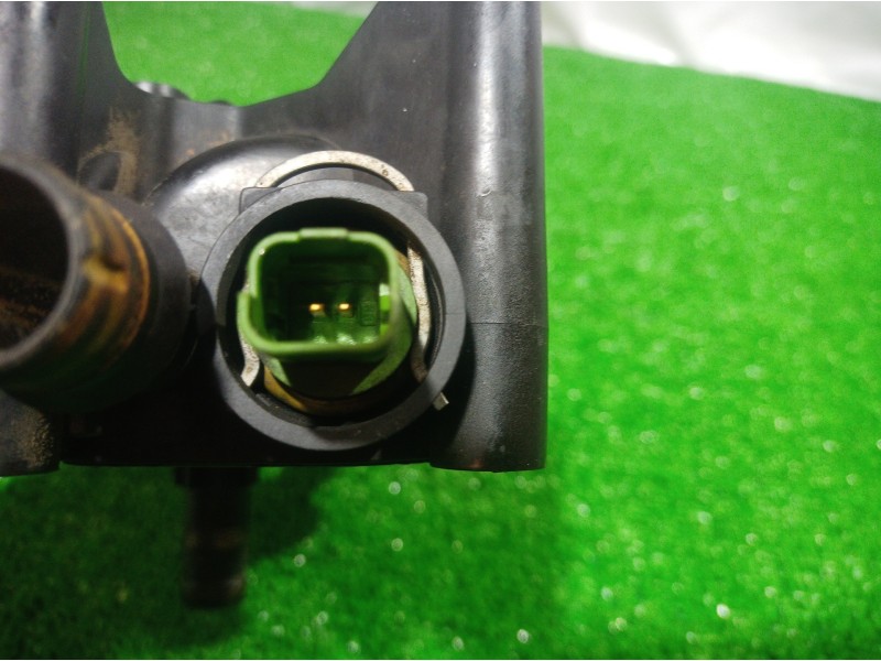 Recambio de termostato para citroën jumpy 2.0 hdi referencia OEM IAM 9656182980 9656182980 9656182980