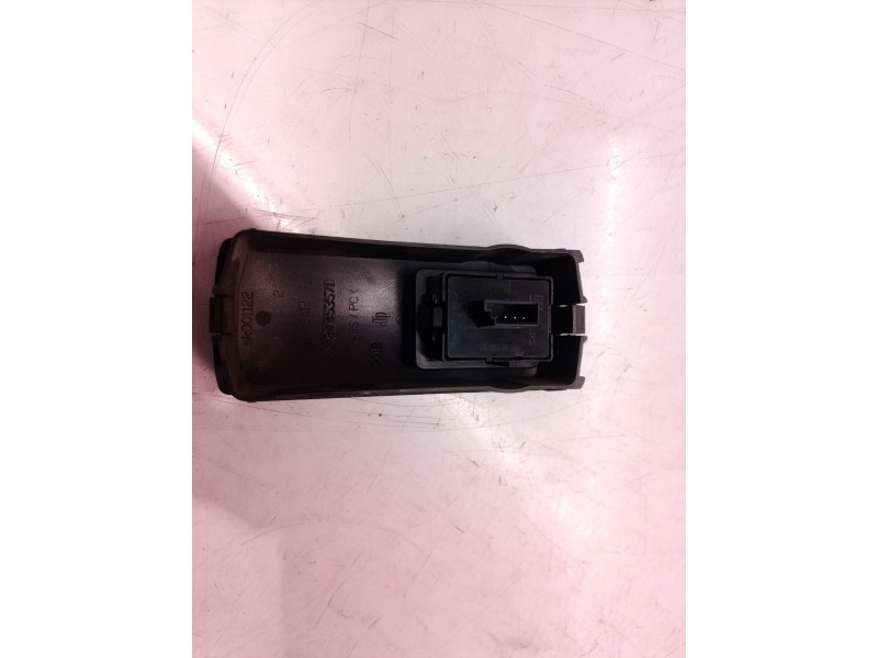 Recambio de mando elevalunas delantero derecho para opel vectra c berlina club referencia OEM IAM 687833988 687833988 687833988