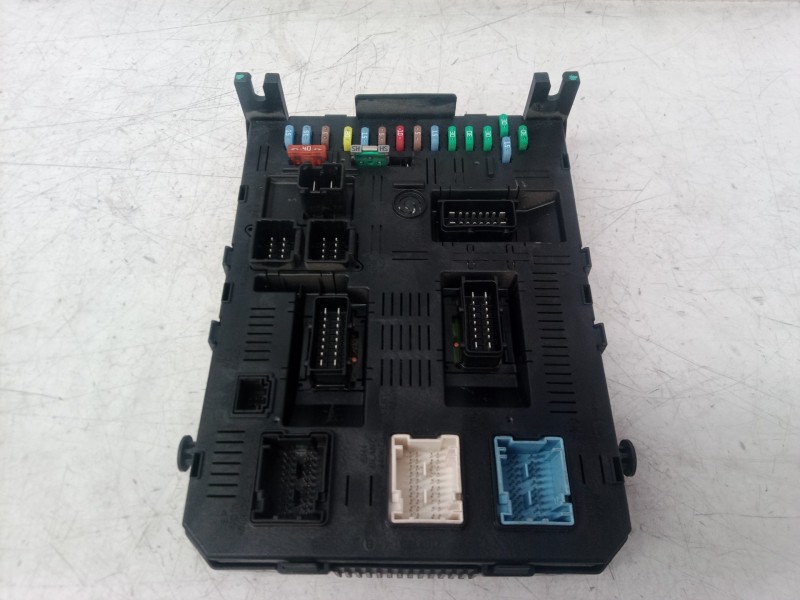 Recambio de caja reles / fusibles para peugeot 307 break / sw (s1) break xs referencia OEM IAM 9661940080 9661940080 216760315B