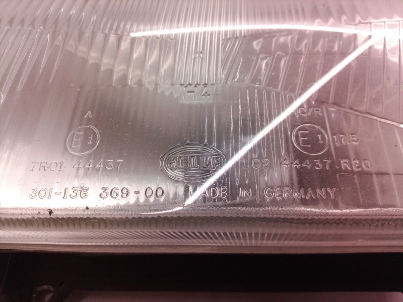 Recambio de faro izquierdo para volkswagen t4 transporter/furgoneta (mod. 1991) caja cerrada referencia OEM IAM   