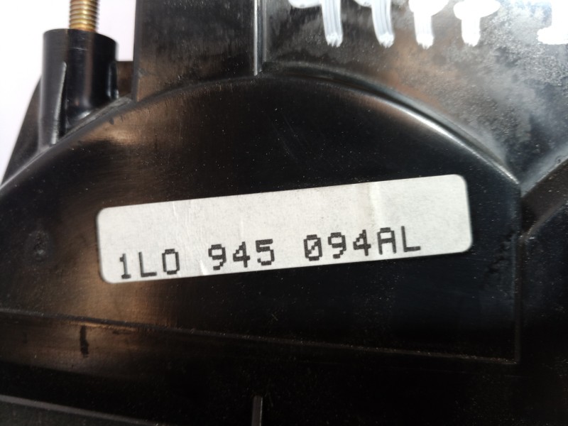 Recambio de piloto trasero derecho interior para seat toledo (1l) base referencia OEM IAM 1LO945094AL 1LO945094 1LO945094