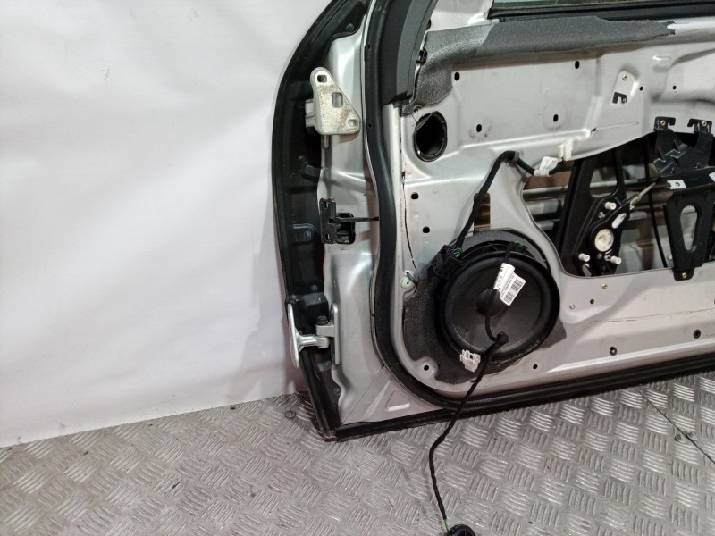 Recambio de puerta delantera derecha para mercedes-benz clase e (w211) berlina referencia OEM IAM   