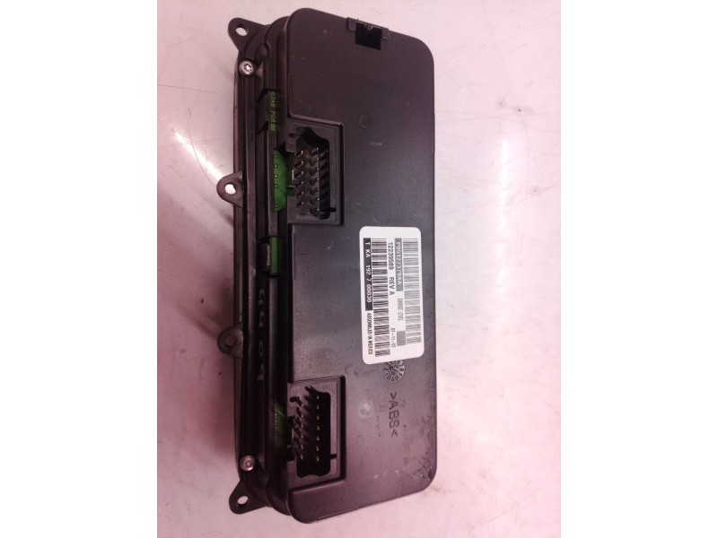 Recambio de mando climatizador para chrysler voyager (rg) 2.5 crd cat referencia OEM IAM P05127379AA P05127379 P05127379