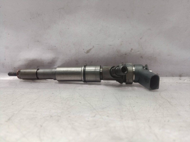 Recambio de inyector para bmw x3 (e83) 2.0d referencia OEM IAM 7793836 7793836 0445110216