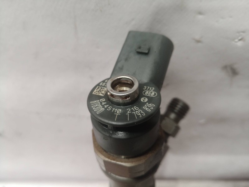 Recambio de inyector para bmw x3 (e83) 2.0d referencia OEM IAM 0445110216 0445110216 7793836