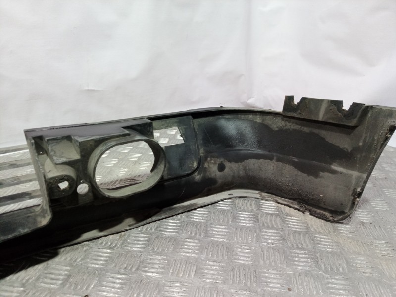 Recambio de faldon delantero para jaguar xj6/12 3.6 daimler / kat referencia OEM IAM   