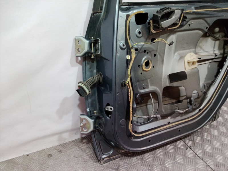 Recambio de puerta trasera derecha para peugeot 206 sw referencia OEM IAM   