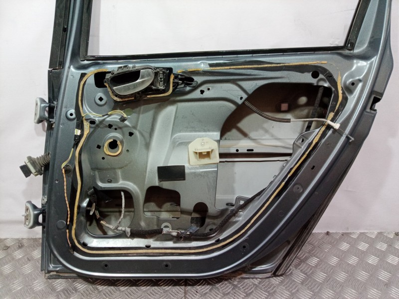 Recambio de puerta trasera derecha para peugeot 206 sw referencia OEM IAM   