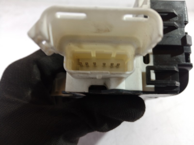 Recambio de cerradura puerta trasera izquierda para peugeot 308 referencia OEM IAM   