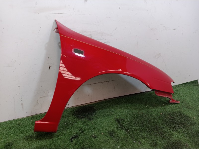 Recambio de aleta delantera derecha para nissan almera (n15) 1.4 16v cat referencia OEM IAM   