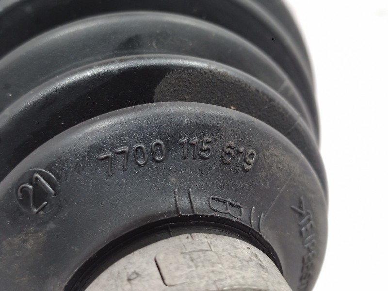 Recambio de transmision delantera izquierda para renault megane i berlina hatchback (ba0) referencia OEM IAM 7700870944 77008709