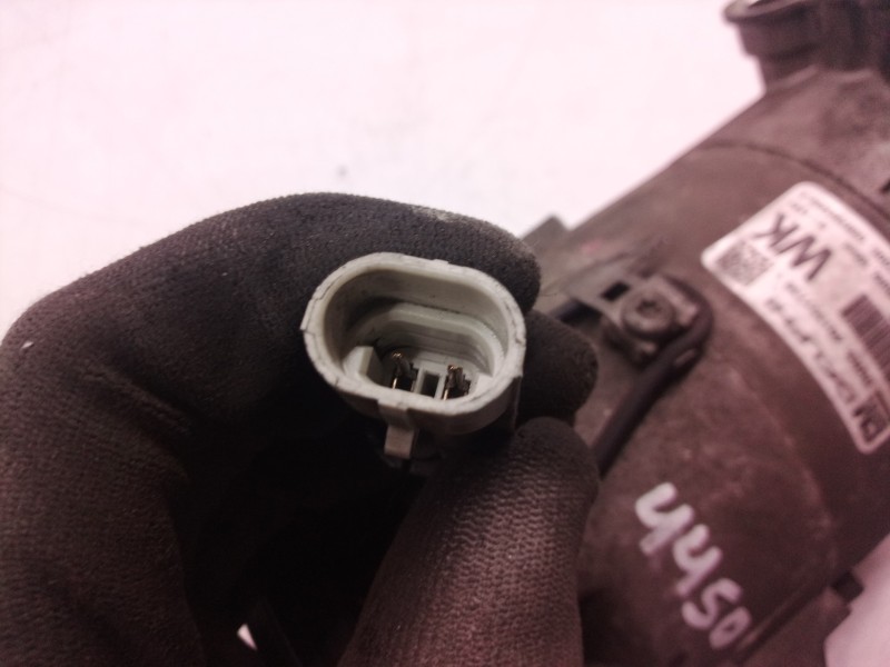 Recambio de compresor aire acondicionado para opel astra h berlina cosmo referencia OEM IAM 401351739 401351739 401351739