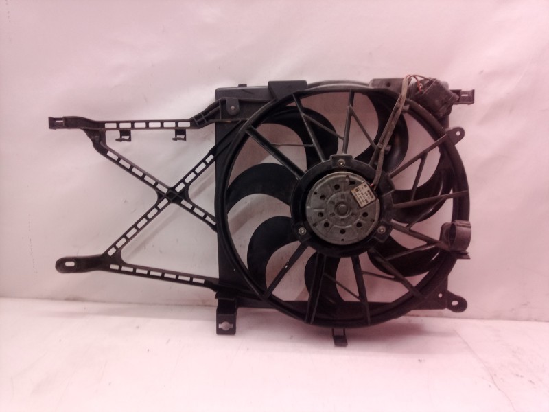 Recambio de electroventilador para opel astra h berlina cosmo referencia OEM IAM 0130303314 0130303314 0130303314