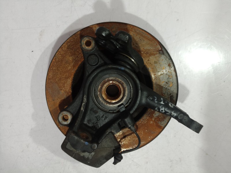 Recambio de mangueta delantera izquierda para peugeot 407 st confort referencia OEM IAM 6FAHV5500AD 6FAHV5500 6FAHV5500