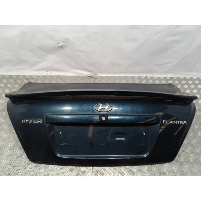 Recambio de tapa maletero para hyundai elantra (xd) 1.6 gls (4-ptas.) referencia OEM IAM   