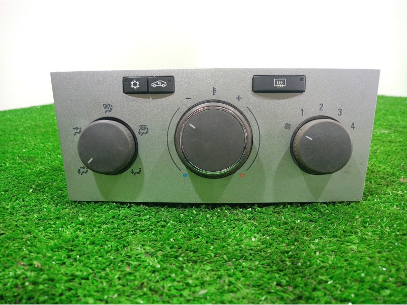Recambio de mando climatizador para opel astra h berlina cosmo referencia OEM IAM 90151314 90151314 90151314