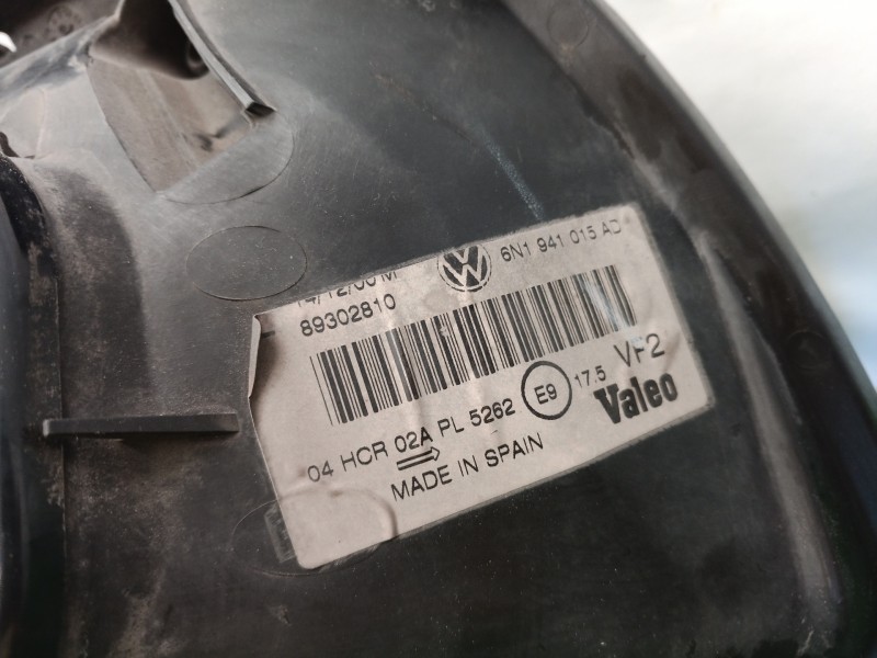 Recambio de faro izquierdo para volkswagen polo berlina (6n2) trendline referencia OEM IAM 6N1941015AD 6N1941015AD 6N1941015AD