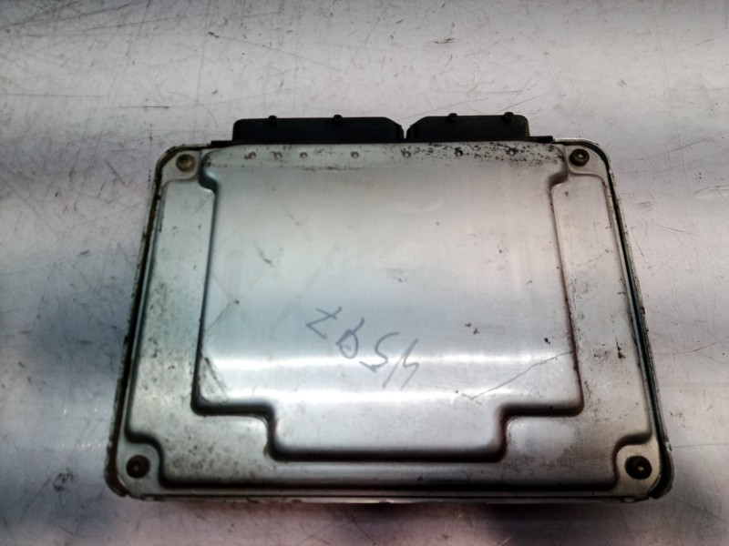 Recambio de centralita motor uce para skoda fabia (6y2/6y3) attractive referencia OEM IAM 038906019AF 038906019 038906019