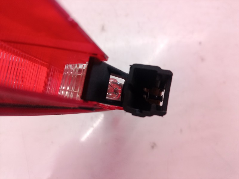 Recambio de luz central de freno para renault clio i phase iii referencia OEM IAM   