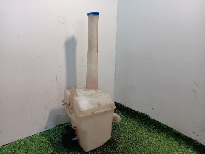 Recambio de deposito limpia para kia carens 2.0 turbodiesel cat referencia OEM IAM 0K2FA67480 0K2FA67480 0K2FB67480