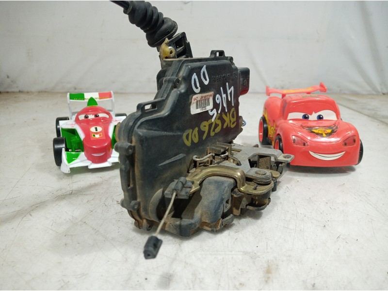 Recambio de cerradura puerta delantera derecha para seat leon (1m1) sport referencia OEM IAM 116732 116732 116732