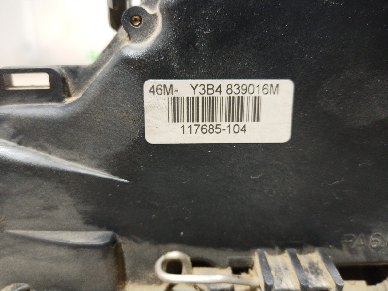 Recambio de cerradura puerta trasera derecha para seat leon (1m1) sport referencia OEM IAM 117685104 117685104 117685104