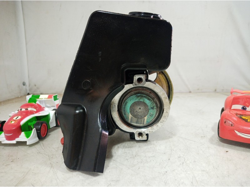 Recambio de bomba direccion para peugeot 206 berlina e-music referencia OEM IAM 9638364580 9638364580 9638364580