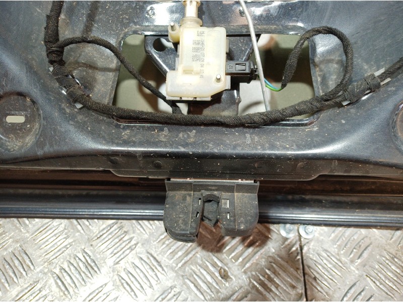 Recambio de porton trasero para seat leon (1m1) sport referencia OEM IAM 1M6827025H 1M6827025H 1M6827025