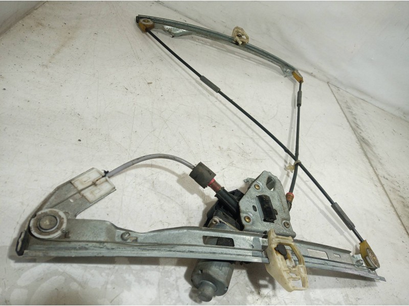 Recambio de elevalunas delantero derecho para peugeot 206 berlina e-music referencia OEM IAM 9222E3 9222E3 9222E3