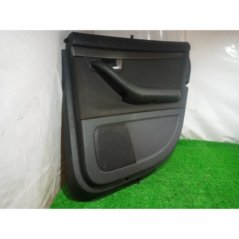 Recambio de guarnecido puerta trasera derecha para audi a4 avant (8e) 2.5 tdi (120kw) referencia OEM IAM 8E0867306 8E0867306 8E0