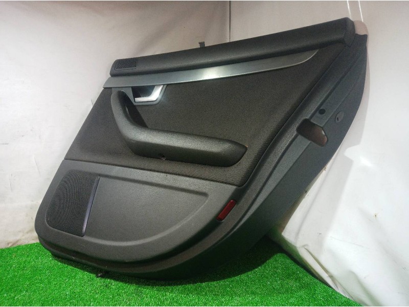 Recambio de guarnecido puerta trasera derecha para audi a4 avant (8e) 2.5 tdi (120kw) referencia OEM IAM 8E0867306 8E0867306 8E0