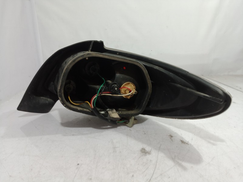 Recambio de piloto trasero izquierdo para peugeot 206 berlina e-music referencia OEM IAM 6350S0  