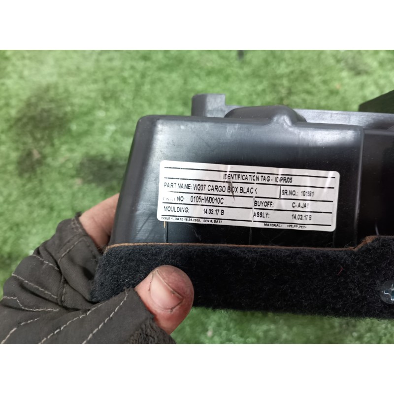 Recambio de moldura interior para mahindra xuv 500 xuv 500 fwd w6 referencia OEM IAM 0105HW0010C 0105HW0010C 0105HW0010