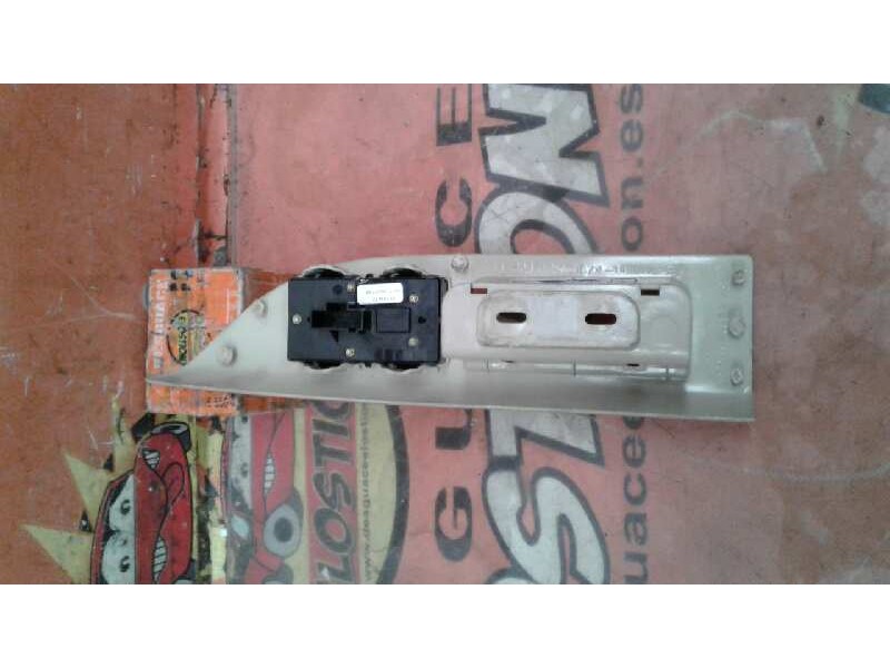 Recambio de mando elevalunas delantero izquierdo para ford mondeo berlina (ge) ghia referencia OEM IAM   