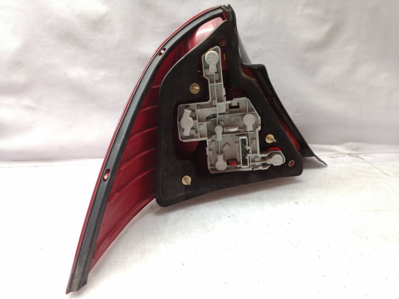 Recambio de piloto trasero derecho para ford mondeo berlina (ge) ghia referencia OEM IAM   