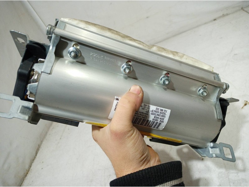 Recambio de airbag delantero derecho para volkswagen touareg (7la) tdi r5 referencia OEM IAM 30341440A 30341440A 30341440A