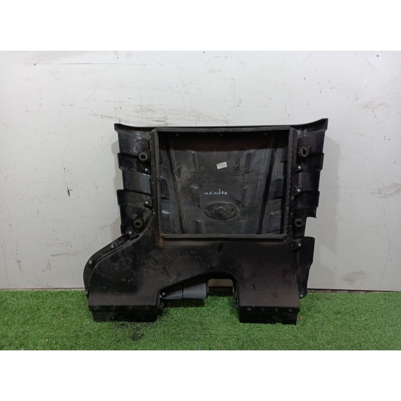 Recambio de tapa motor para mahindra xuv 500 xuv 500 fwd w6 referencia OEM IAM 0304AAM01160N 0304AAM01160 24012017019