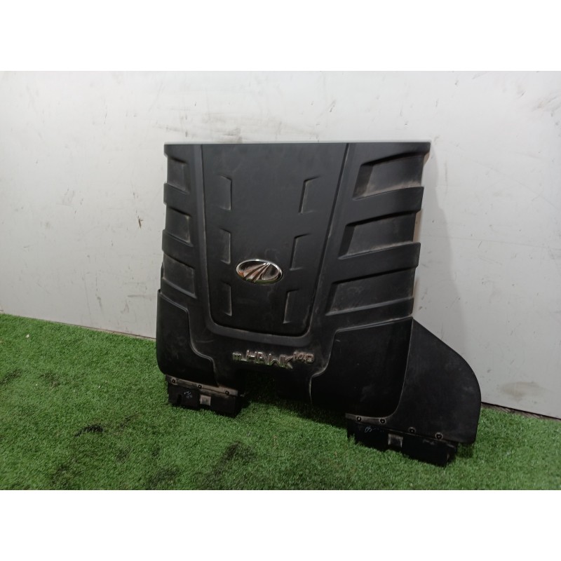 Recambio de tapa motor para mahindra xuv 500 xuv 500 fwd w6 referencia OEM IAM 0304AAM01160N 0304AAM01160 24012017019