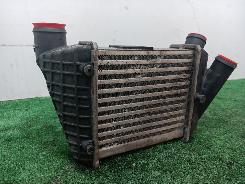 Recambio de intercooler para audi a4 avant (8e) 2.5 tdi (120kw) referencia OEM IAM 8E0145806 8E0145806 8E0145806