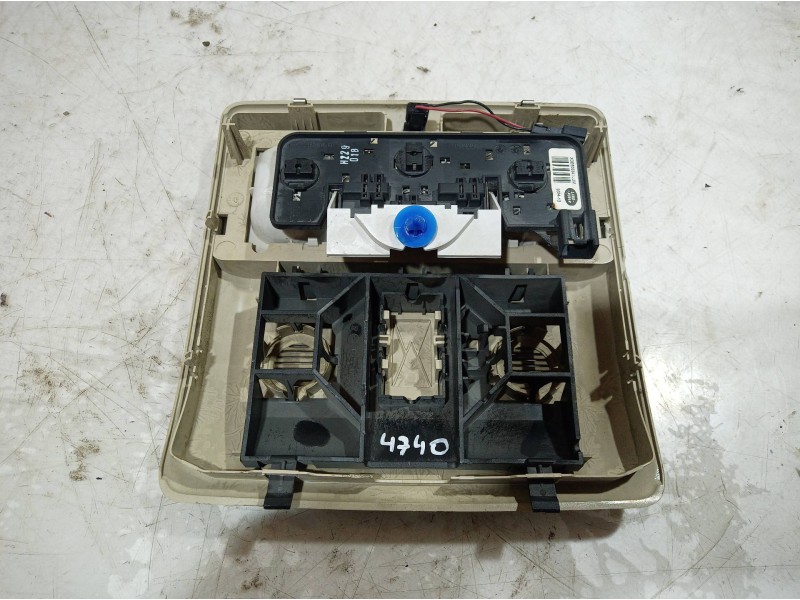Recambio de luz interior para land rover discovery v6 td hse referencia OEM IAM XDE500341 XDE500341 XDE500341