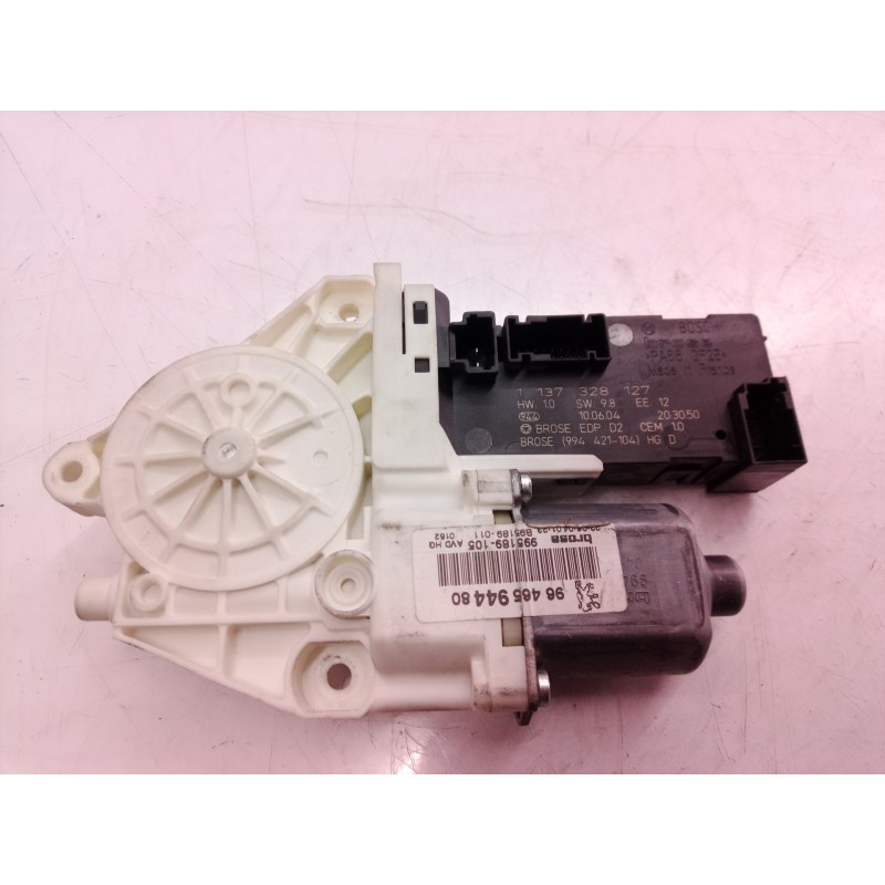 Recambio de motor elevalunas delantero derecho para volkswagen passat variant (315) cl referencia OEM IAM 0130822201 0130822201 