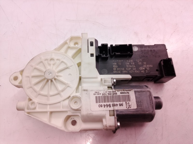 Recambio de motor elevalunas delantero derecho para volkswagen passat variant (315) cl referencia OEM IAM 0130822201 0130822201 
