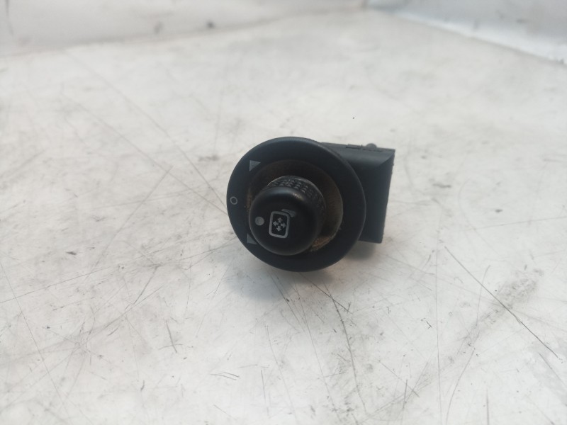 Recambio de mando retrovisor para land rover discovery v6 td hse referencia OEM IAM 03930351 03930351 03930351