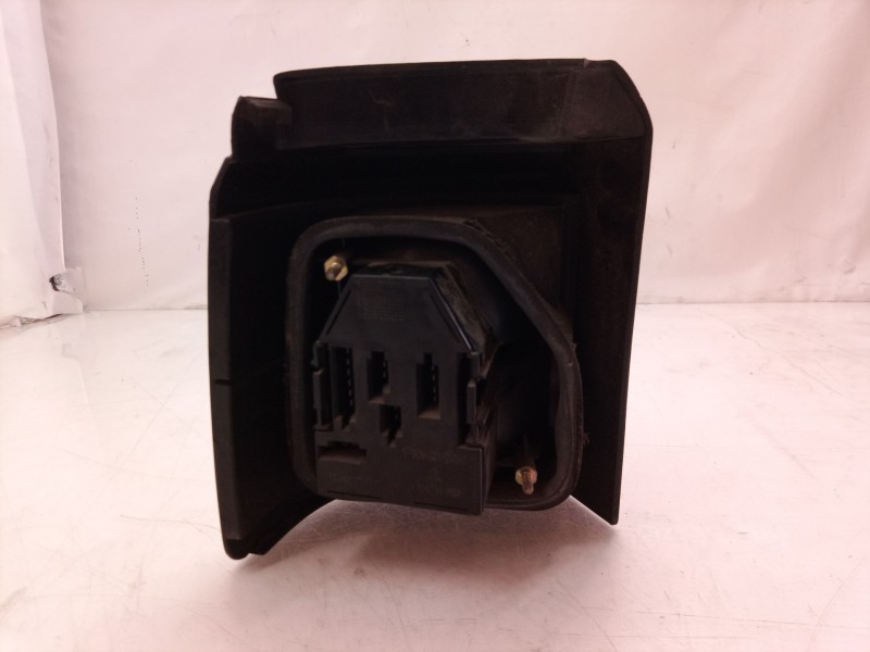 Recambio de piloto trasero derecho para volkswagen passat variant (315) cl referencia OEM IAM   